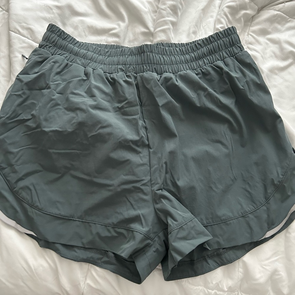 Alphalete shorts
